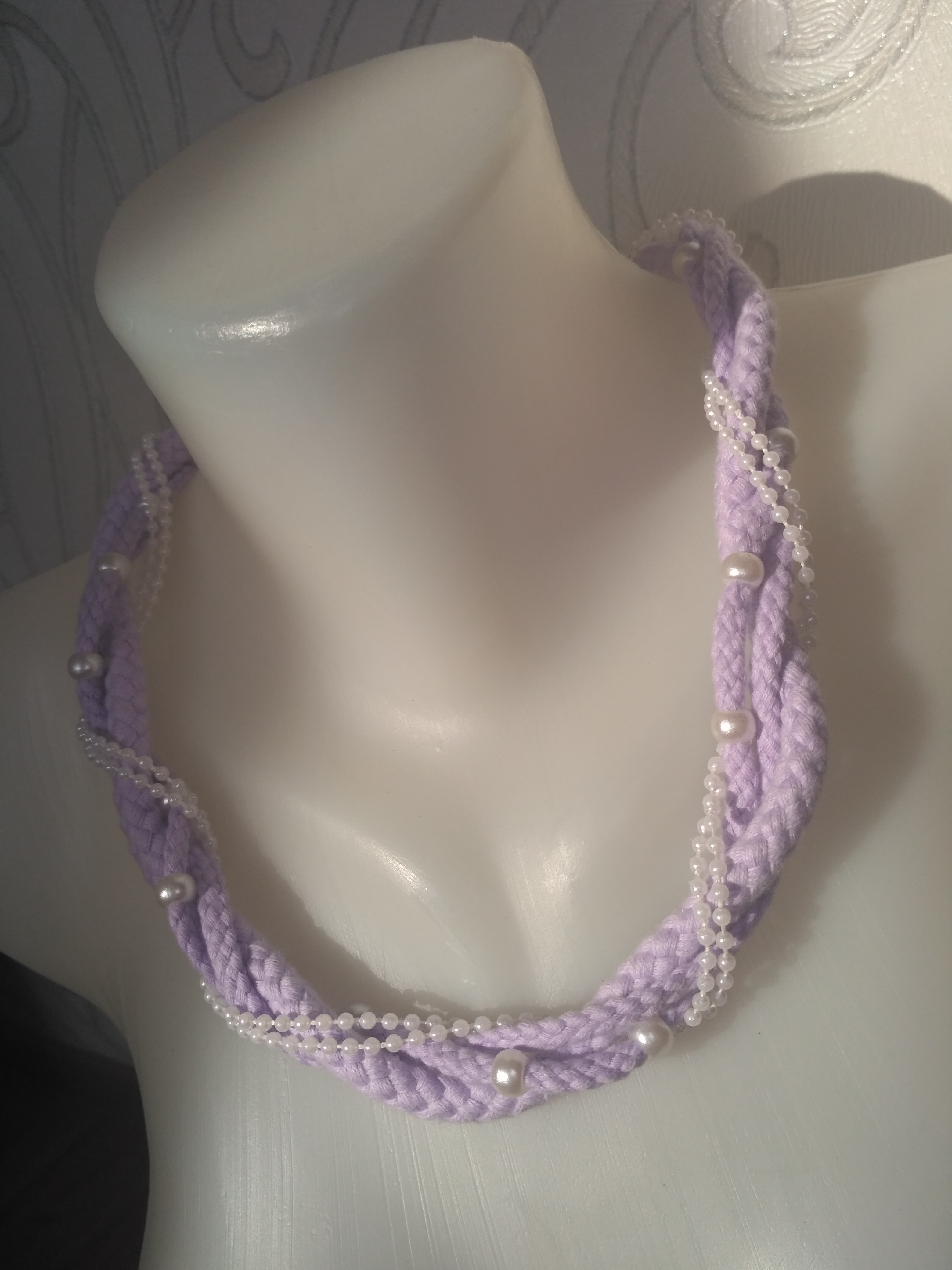 Fialkový perličkový