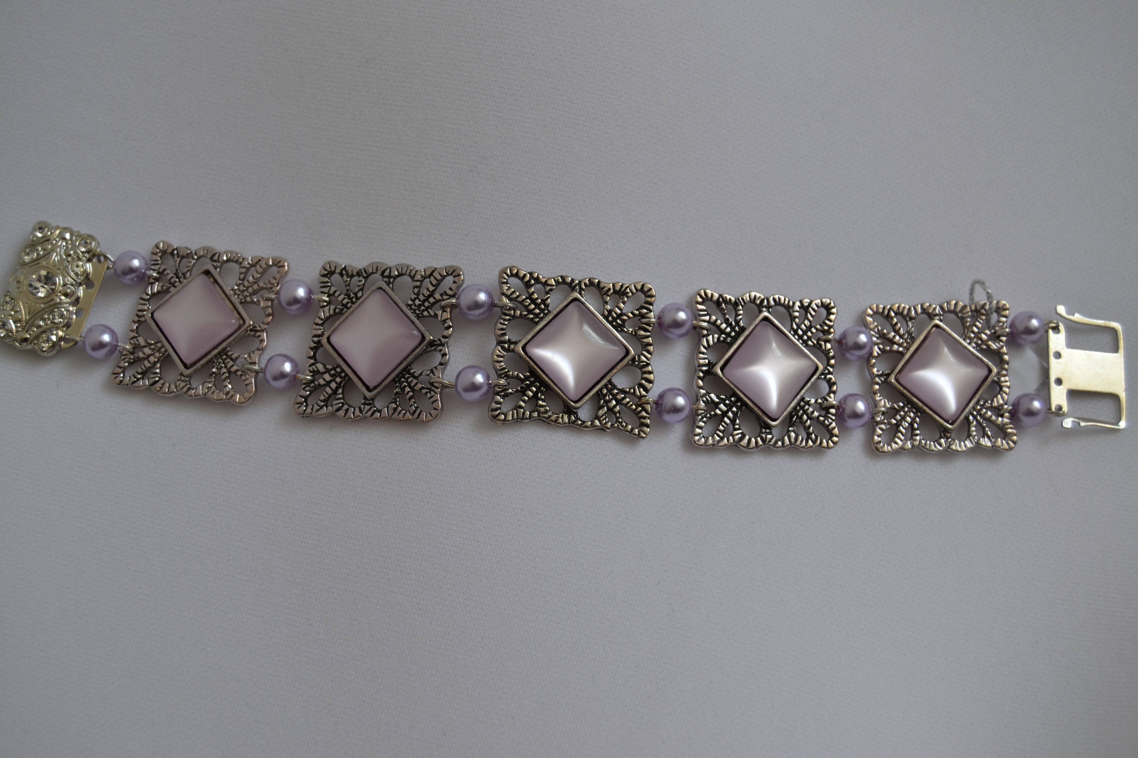 Náramek čtverec fialový