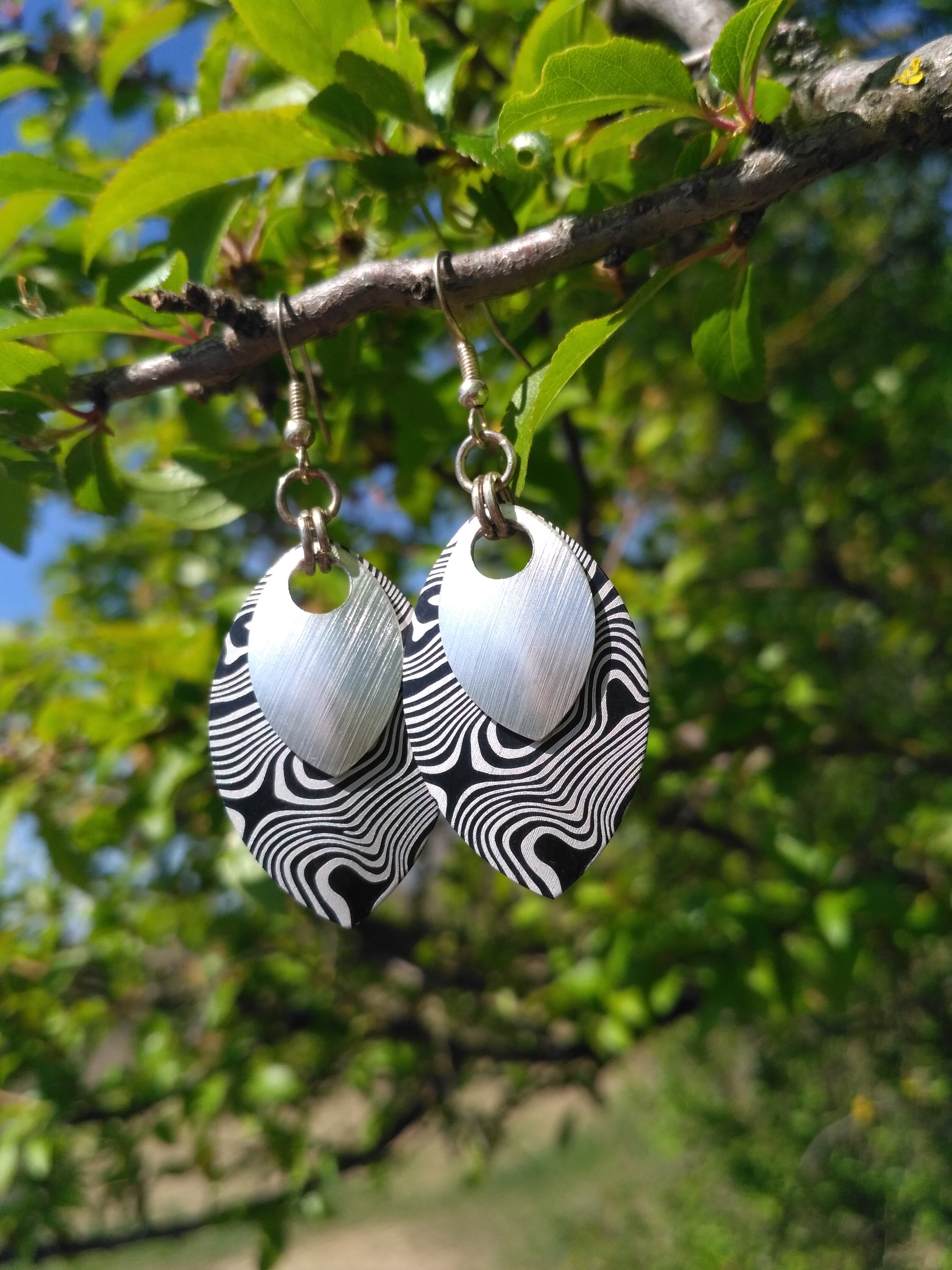 Černobílé vlnění